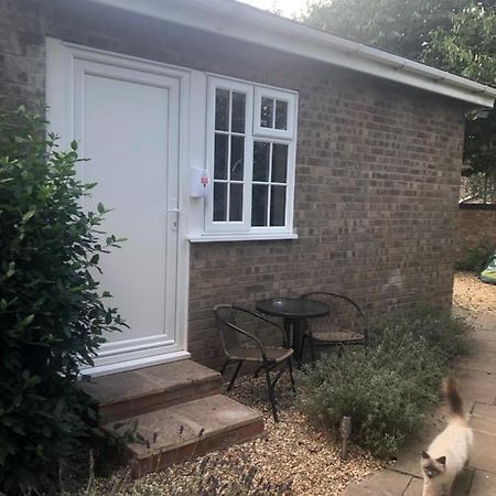 Ferienwohnung The Annexe II Mildenhall Exterior foto